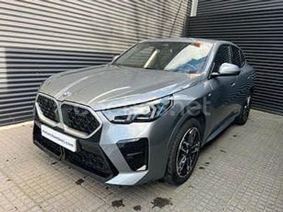 Gris / plata Usado 2025 BMW X2 Comfort Edition SUV | 43.990 € (Precio justo)