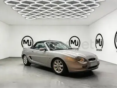 Usado MG F 120 CV (88 kW) 2001 Gris / plata Descapotable