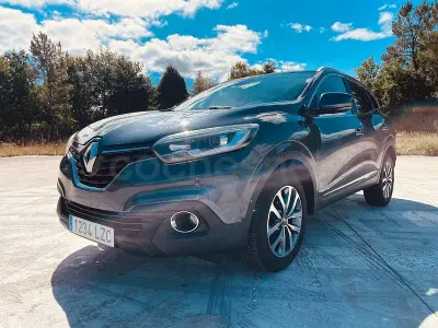 Usado Renault Kadjar Zen 110 CV (80 kW) 2016 Gris / plata SUV