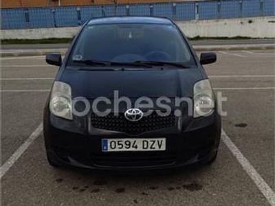 Negro Usado 2006 Toyota Yaris Berlina | 3600 € (Precio justo)