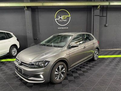 Usado VW Polo Advance 95 CV (69 kW) 2019 Gris / plata Berlina