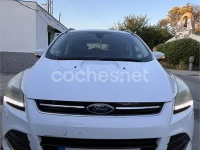 Usado Ford Kuga Titanium 140 CV (102 kW) 2013 Blanco SUV