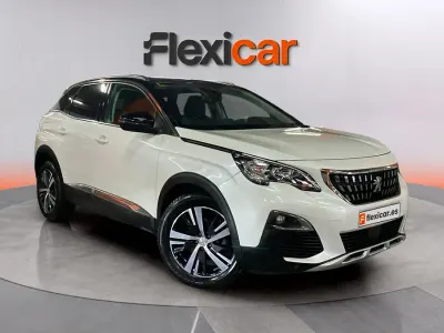 Usado Peugeot 3008 Allure 131 CV (96 kW) 2018 Blanco SUV