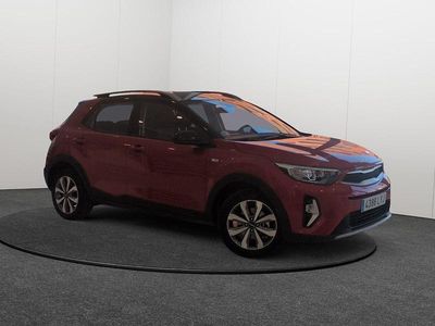 Usado Kia Stonic 84 CV (61 kW) 2022 Rojo SUV
