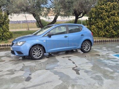 Usado Seat Ibiza I-Tech 105 CV (77 kW) 2015 Azul Berlina