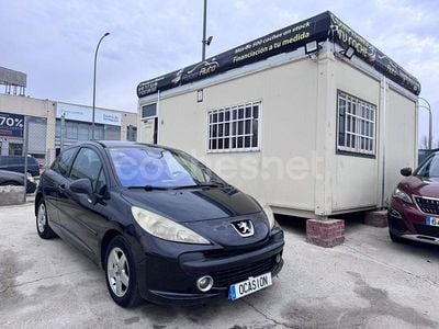 Negro Usado 2007 Peugeot 207 Active Berlina | 2999 € (Buen precio)