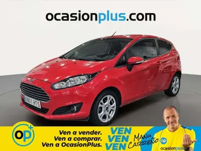 Usado Ford Fiesta Sport 125 CV (91 kW) 2013 Rojo Utilitario