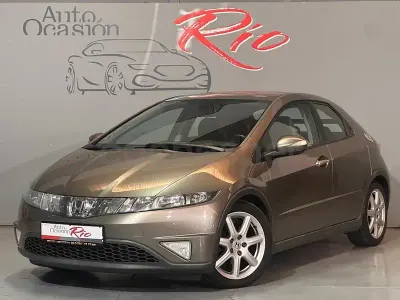 Usado Honda Civic Executive 140 CV (102 kW) 2008 Beige Berlina