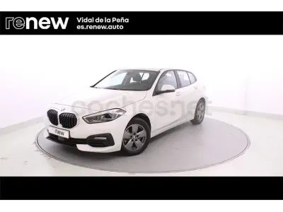 Begagnad BMW 116 116 HK (85 kW) 2021 Svart Halvkombi