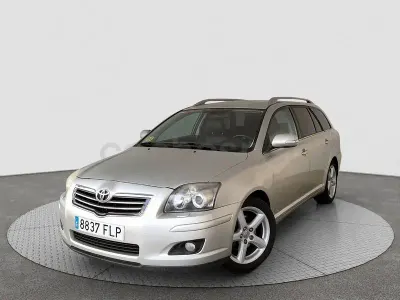 Usado Toyota Avensis Executive 150 CV (110 kW) 2007 Gris / plata Familiar