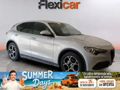 Usado Alfa Romeo Stelvio Sprint 190 CV (139 kW) 2022 Gris SUV