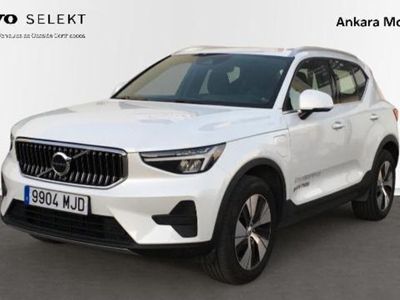 Blanco Usado 2023 Volvo XC40 Core SUV | 31.900 € (Precio justo)