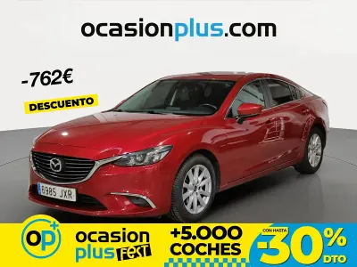 Begagnad Mazda 3 Style 150 HK (110 kW) 2017 Röd Sedan