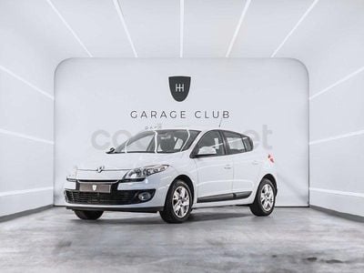 Begagnad Renault Mégane Expression 115 HK (84 kW) 2012 Vit Sedan