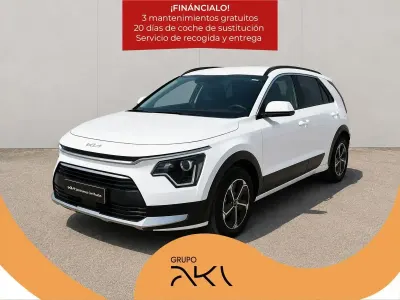 Usado Kia Niro 129 CV (94 kW) 2025 Blanco SUV