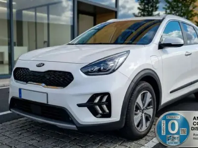 Usado Kia Niro 141 CV (103 kW) 2017 Blanco SUV
