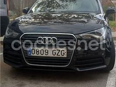 Negro Usado 2010 Audi A1 Ambition Berlina | 5000 € (Buen precio)