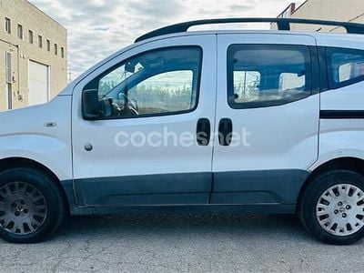 Gris / plata Usado 2010 Peugeot Bipper Outdoor Monovolumen | 3490 € (Buen precio)