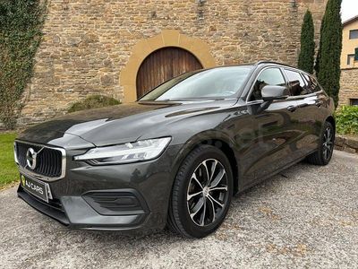 Usado Volvo V60 Momentum 197 CV (144 kW) 2022 Gris / plata Familiar