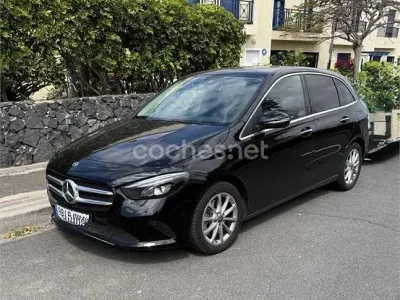Usado Mercedes B250 218 CV (160 kW) 2022 Negro Utilitario