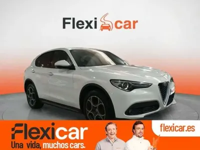 Usado Alfa Romeo Stelvio Executive 211 CV (155 kW) 2017 Blanco SUV