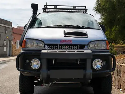 Usado Mitsubishi Space Gear 99 CV (72 kW) 1995 Gris / plata Monovolumen