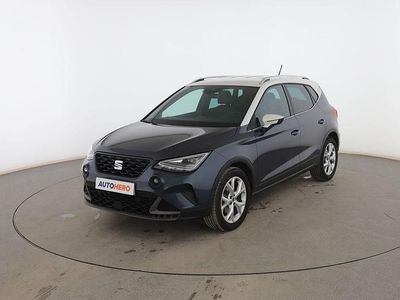 Usado Seat Arona FR 110 CV (80 kW) 2022 Gris SUV