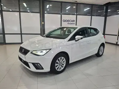 Usado Seat Ibiza Style Plus 90 CV (66 kW) 2022 Blanco Utilitario