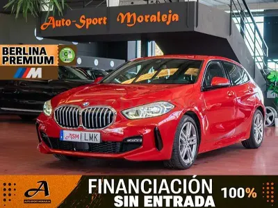 Usado BMW 118 M Sport 136 CV (100 kW) 2021 Rojo Utilitario