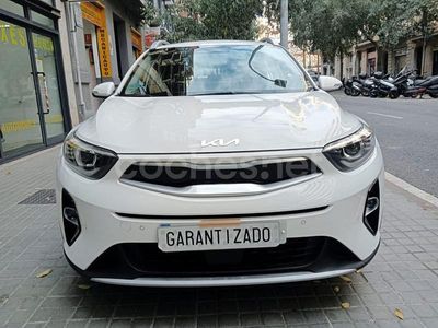 Blanco Usado 2023 Kia Stonic Plus SUV | 15.990 € (Precio justo)
