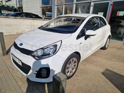 Usado Kia Rio 84 CV (61 kW) 2016 Blanco Utilitario
