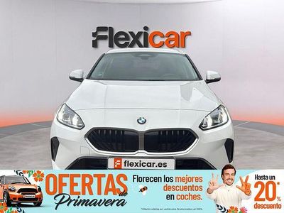 Usado BMW 118 150 CV (110 kW) 2025 Verde Utilitario
