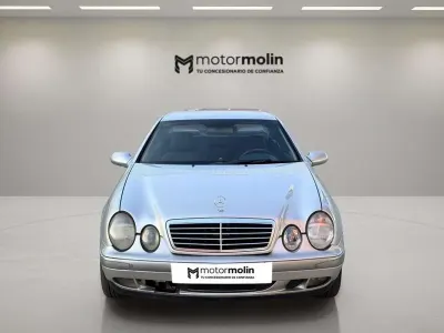 Usado Mercedes CLK200 Elegance 136 CV (100 kW) 2000 Gris Coupe