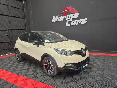 Usado Renault Captur Zen 90 CV (66 kW) 2017 Beige SUV