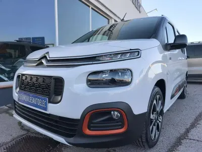 Usado Citroën Berlingo 130 CV (95 kW) 2019 Blanco Monovolumen