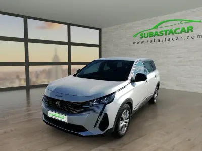 Käytetty Peugeot 5008 Active 130 HP (95 kW) 2022 Valkoinen Katumaasturi