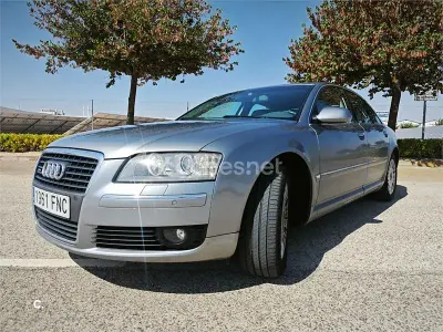 Usado Audi A8 233 CV (171 kW) 2007 Gris / plata Berlina
