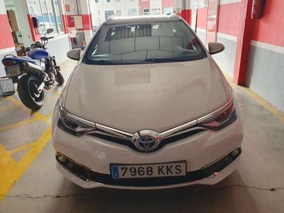 usado Toyota Auris Touring Sports hybrid 140H Feel! Edition + Led