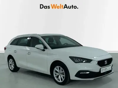 Usado Seat Leon Style 116 HP (85 kW) 2025 Branco Carrinha