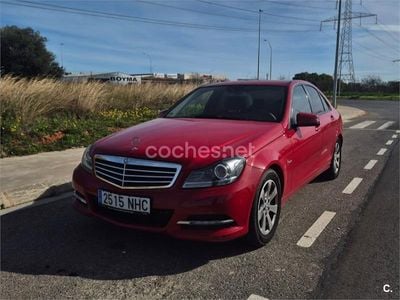 Usado Mercedes C200 Avantgarde 136 CV (100 kW) 2011 Rojo Berlina