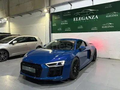 Usado Audi R8 Coupé Sport 570 CV (419 kW) 2019 Azul Coupe