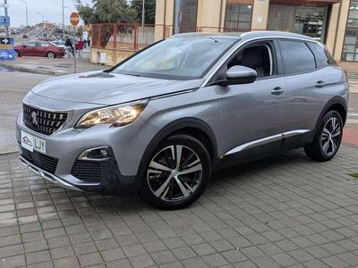 Usado Peugeot 3008 Allure 131 CV (96 kW) 2020 Gris SUV