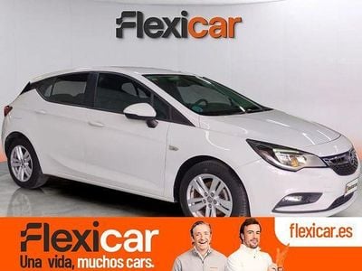 Usado Opel Astra Expression 105 CV (77 kW) 2017 Blanco
