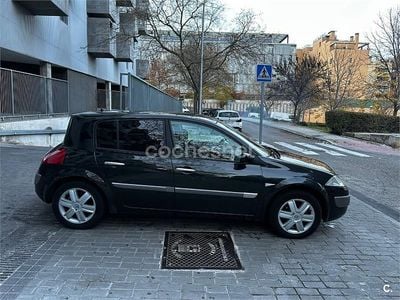 Negro Usado 2006 Renault Mégane II Privilege Berlina | 2600 € (Precio justo)