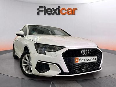 Używany Audi A3 Premium 110 KM (80 kW) 2021 Biały Sedan/Limuzyna