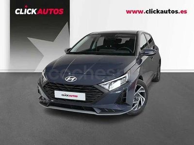 Usado Hyundai i20 84 CV (61 kW) 2025 Gris Berlina