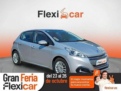 Gris Usado 2019 Peugeot 208 Active Utilitario | 8990 € (Precio justo)