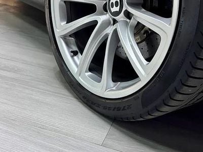 Usado Bentley Continental 630 CV (463 kW) 2010 Negro Descapotable