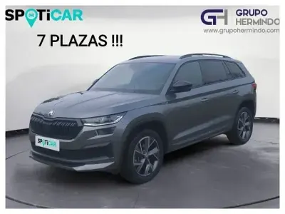 Usado Skoda Kodiaq Comfort 150 CV (110 kW) 2022 Gris SUV