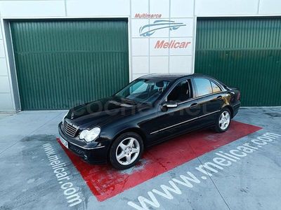Usado Mercedes C180 Avantgarde 143 CV (105 kW) 2003 Negro Berlina